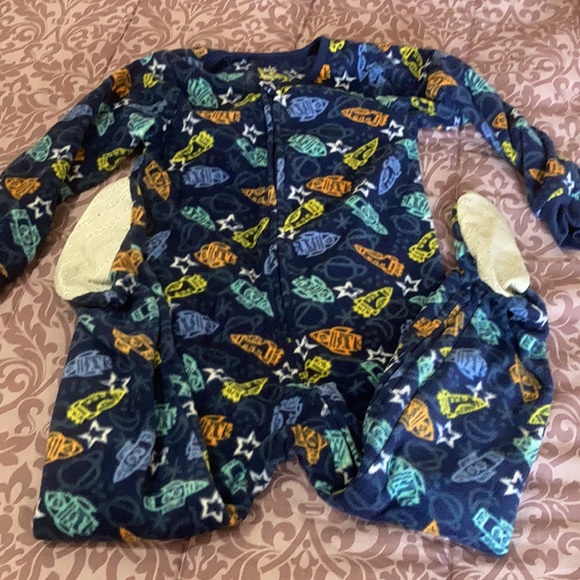 2- 4T Zipper Up Footie Pjs - Picture 6 of 8